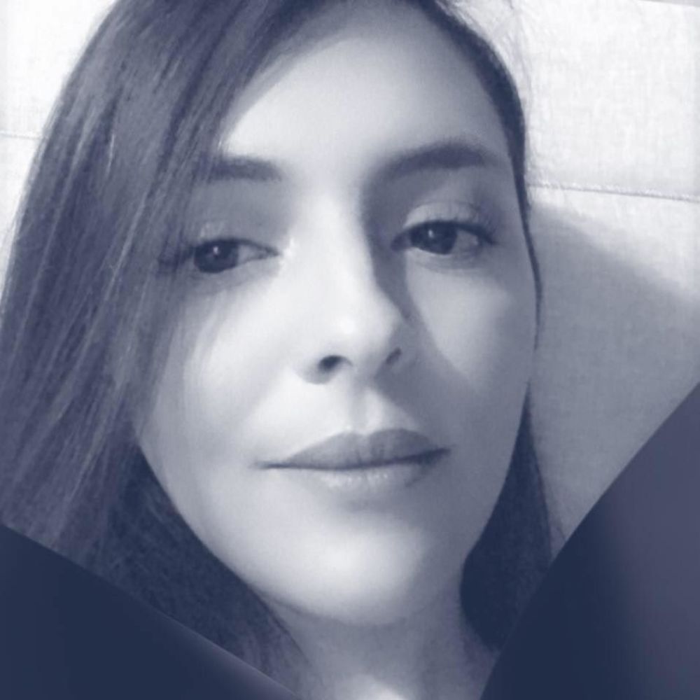 Meet your Posher, Alejandra